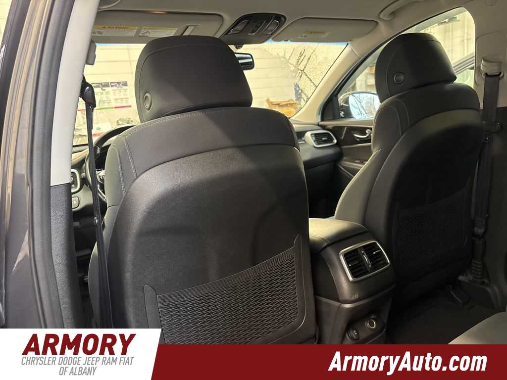 Thumbnail: 2017 Kia Sorento - 24