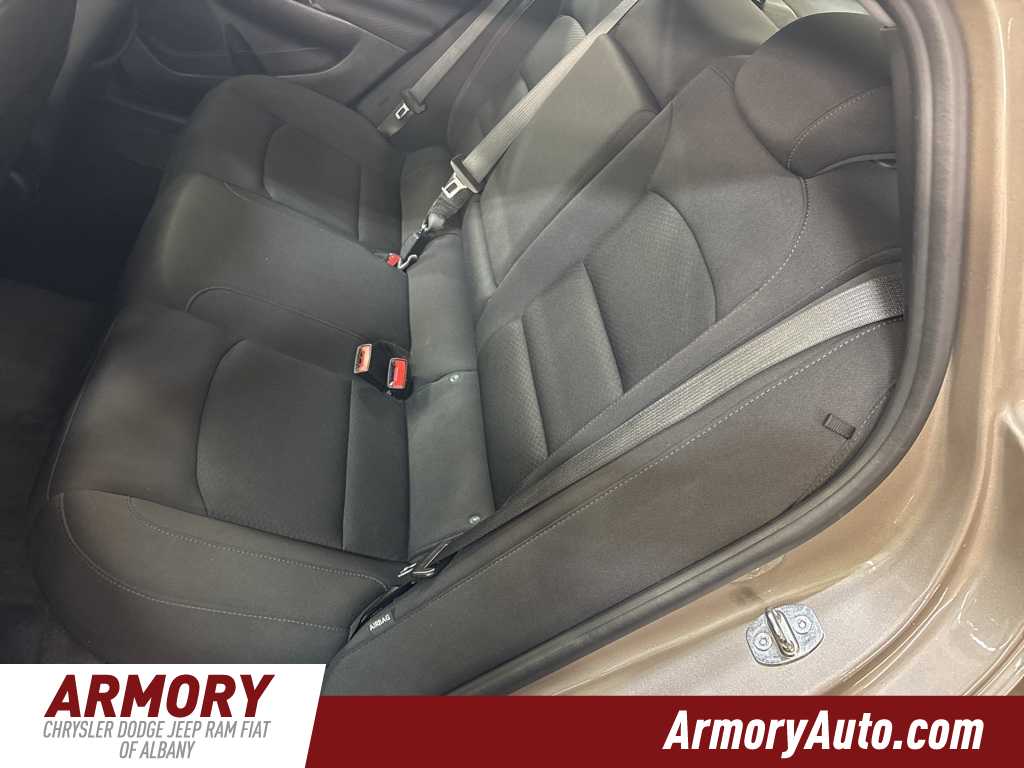 Thumbnail: 2023 Chevrolet Malibu - 27