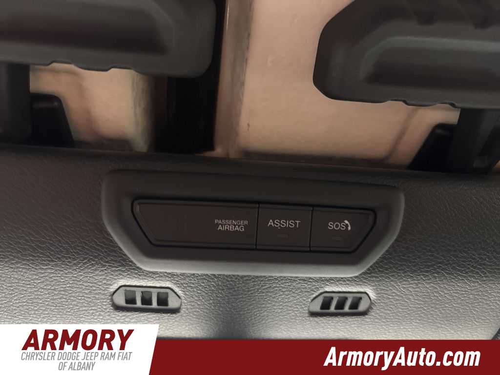 Thumbnail: 2021 Jeep Gladiator - 22