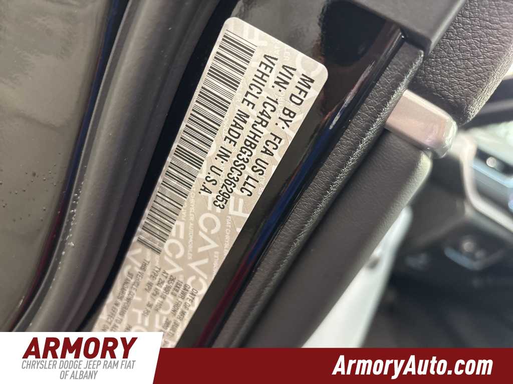 Thumbnail: 2025 Jeep Grand Cherokee - 35