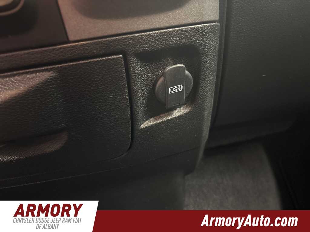 Thumbnail: 2019 RAM 1500 Classic - 20