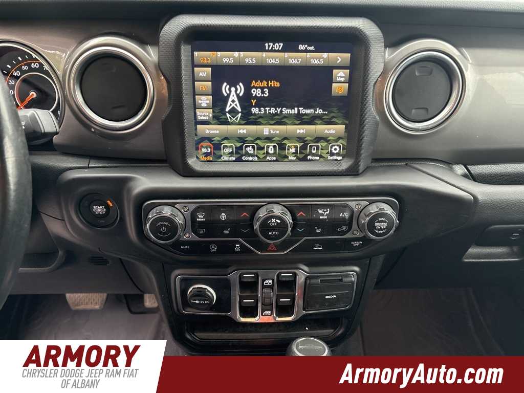 Thumbnail: 2021 Jeep Gladiator - 18