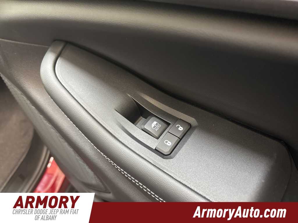 Thumbnail: 2025 Jeep Grand Cherokee L - 37