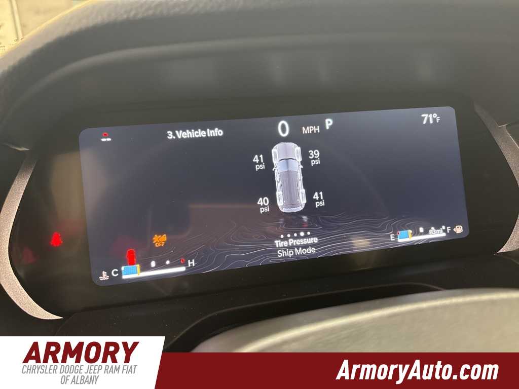 Thumbnail: 2025 Jeep Grand Cherokee - 17