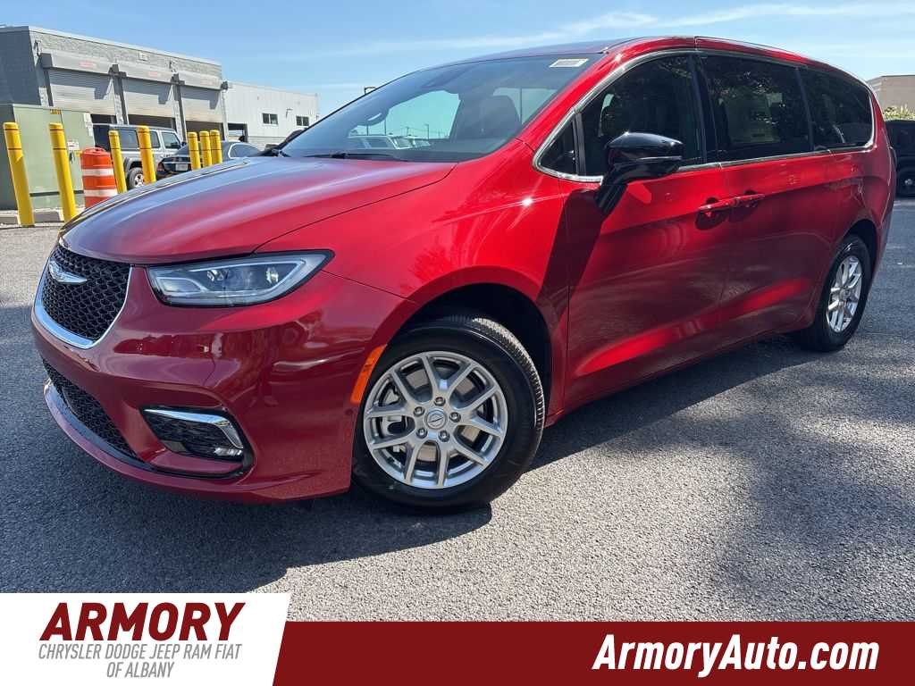 Thumbnail: 2026 Chrysler Pacifica - 1