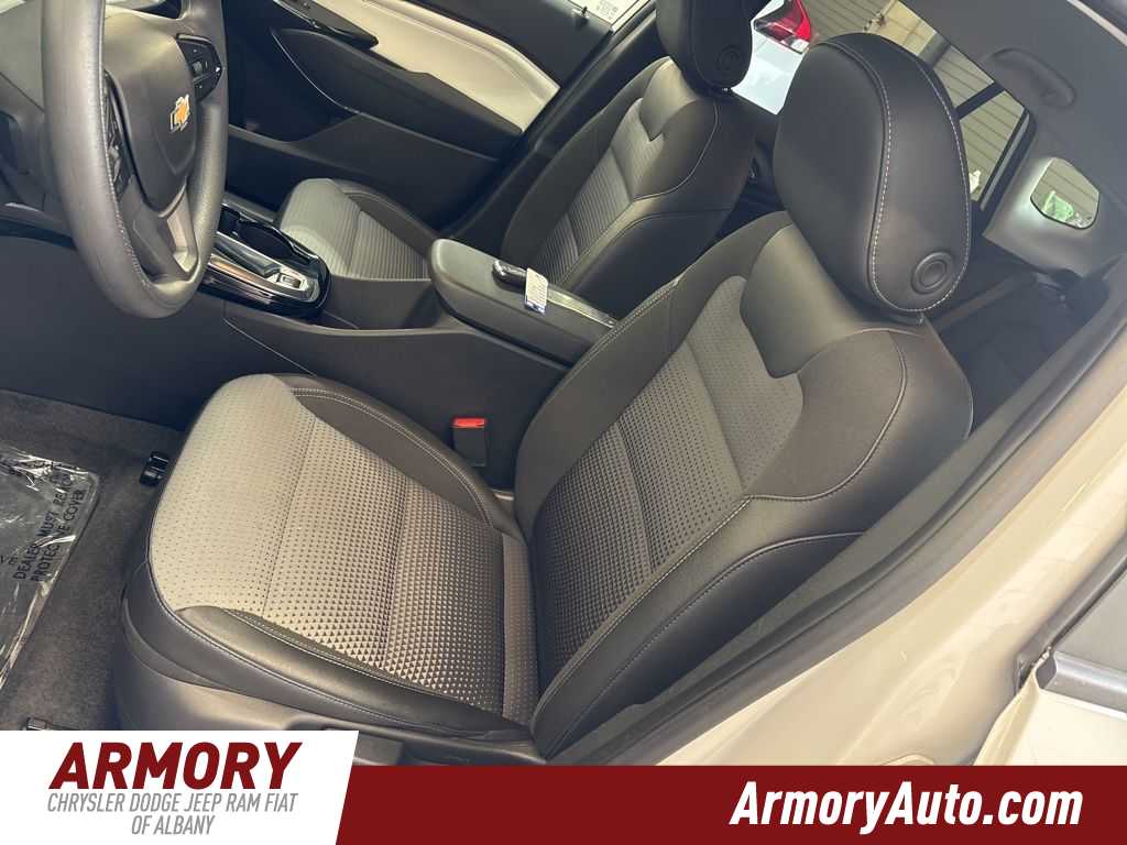 Thumbnail: 2025 Chevrolet Trax - 13