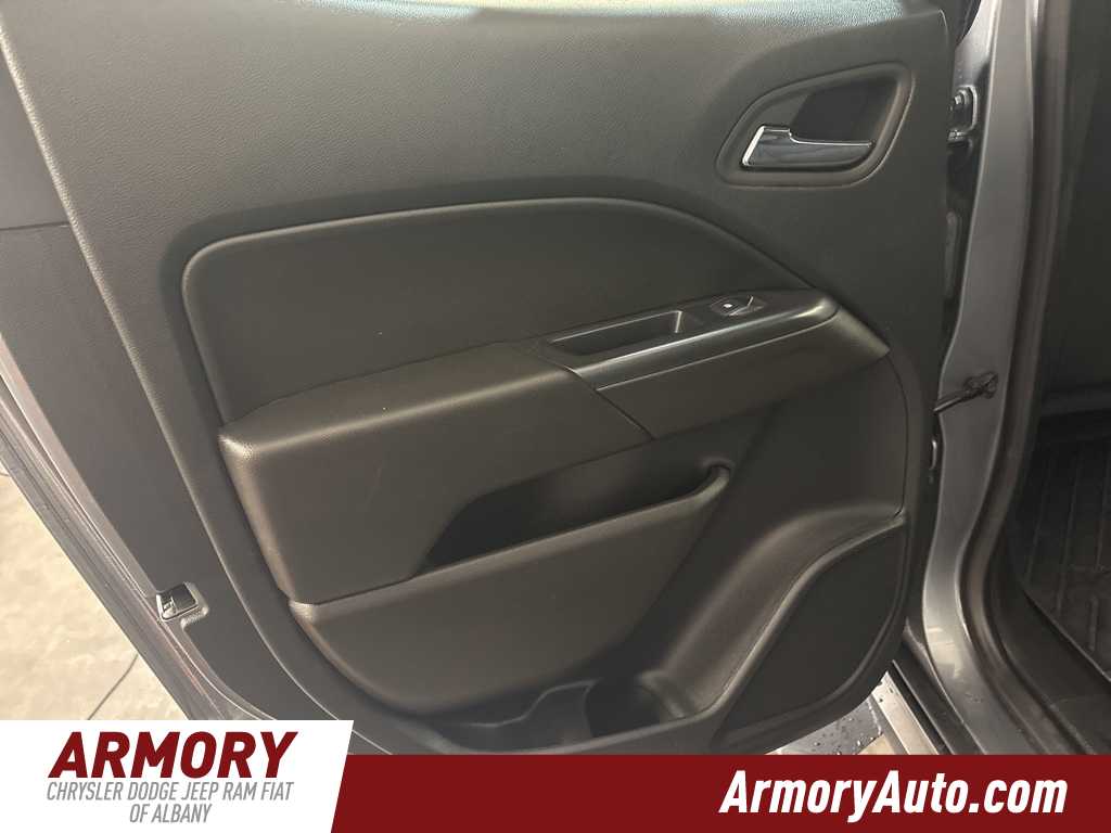 Thumbnail: 2022 Chevrolet Colorado - 22