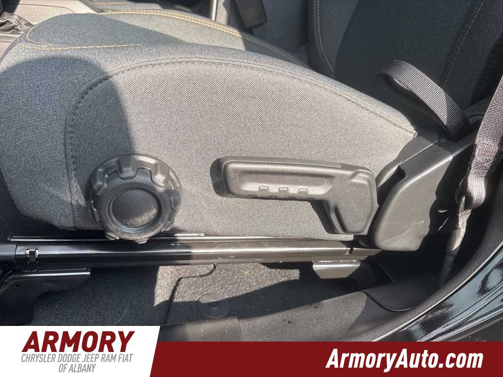 Thumbnail: 2025 Jeep Gladiator - 12