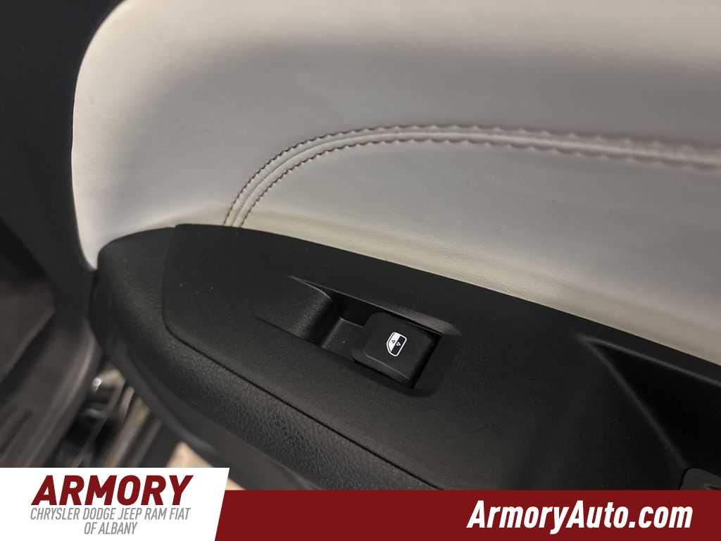 Thumbnail: 2022 Jeep Compass - 30