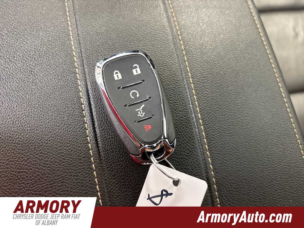 Thumbnail: 2022 Chevrolet Traverse - 24