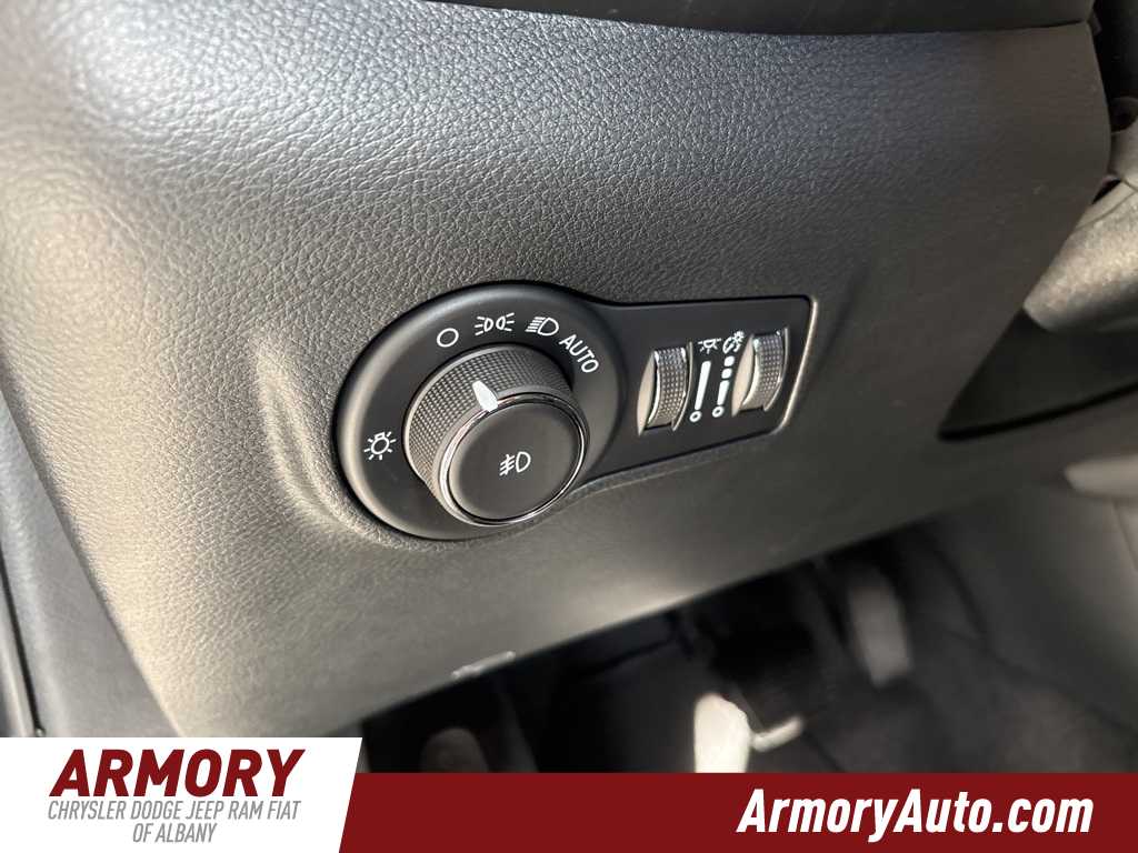 Thumbnail: 2025 Jeep Compass - 12