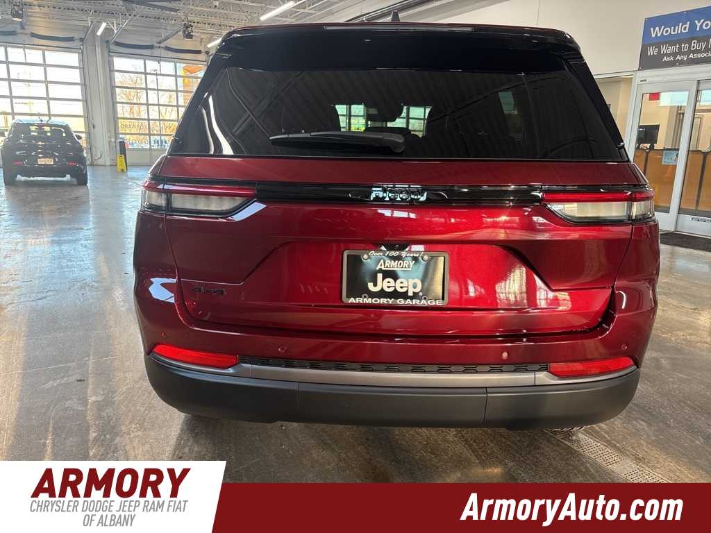 Thumbnail: 2026 Jeep Grand Cherokee - 5