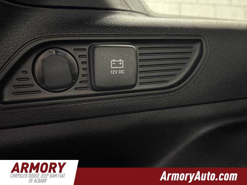 Thumbnail: 2025 Jeep Grand Cherokee - 31