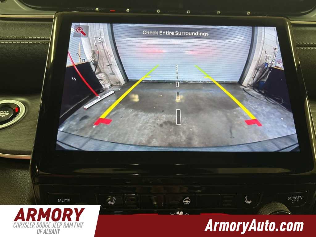 Thumbnail: 2025 Jeep Grand Cherokee - 18