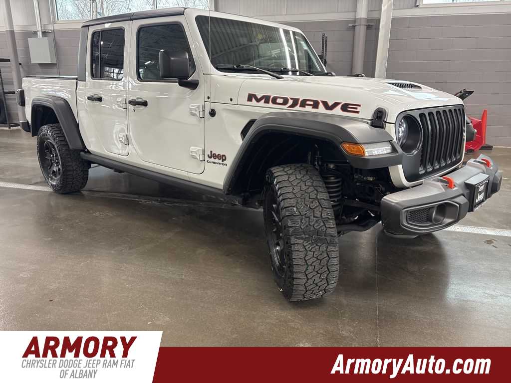 Thumbnail: 2021 Jeep Gladiator - 3