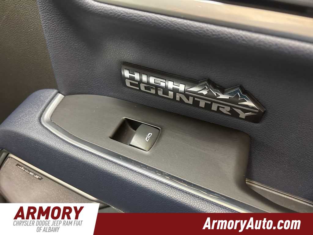 Thumbnail: 2022 Chevrolet Silverado 1500 - 37