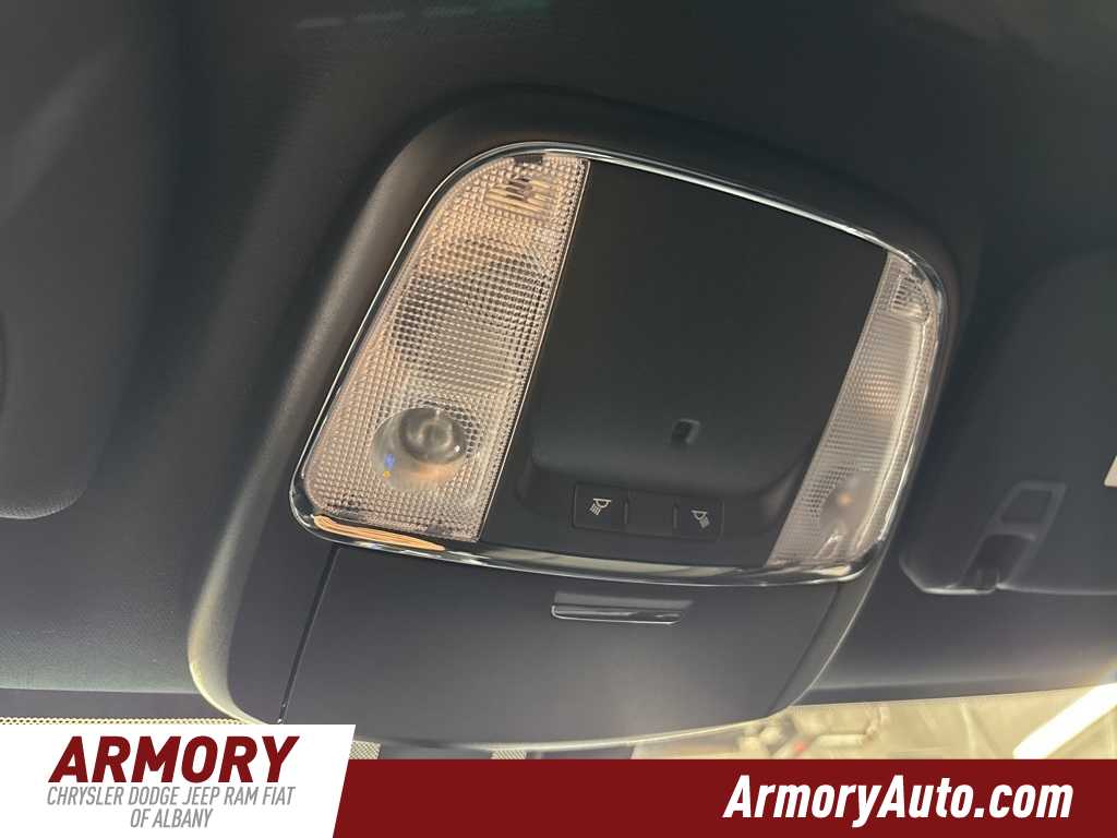 Thumbnail: 2019 Jeep Grand Cherokee - 22