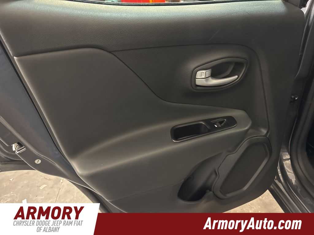 Thumbnail: 2023 Jeep Renegade - 23