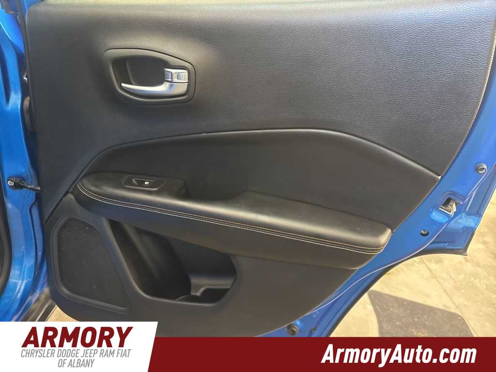 Thumbnail: 2018 Jeep Compass - 28