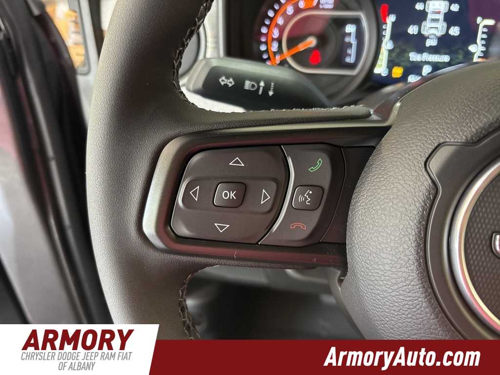 Thumbnail: 2025 Jeep Wrangler - 14