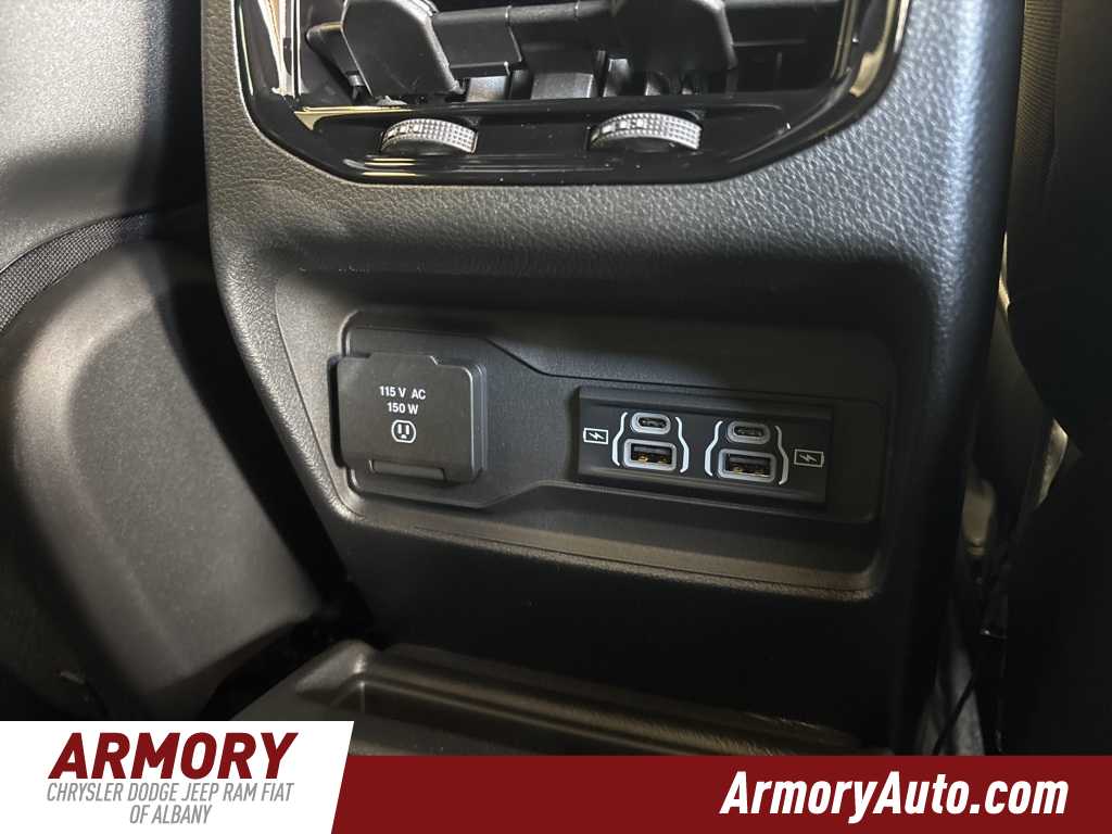 Thumbnail: 2025 Jeep Grand Cherokee L - 37