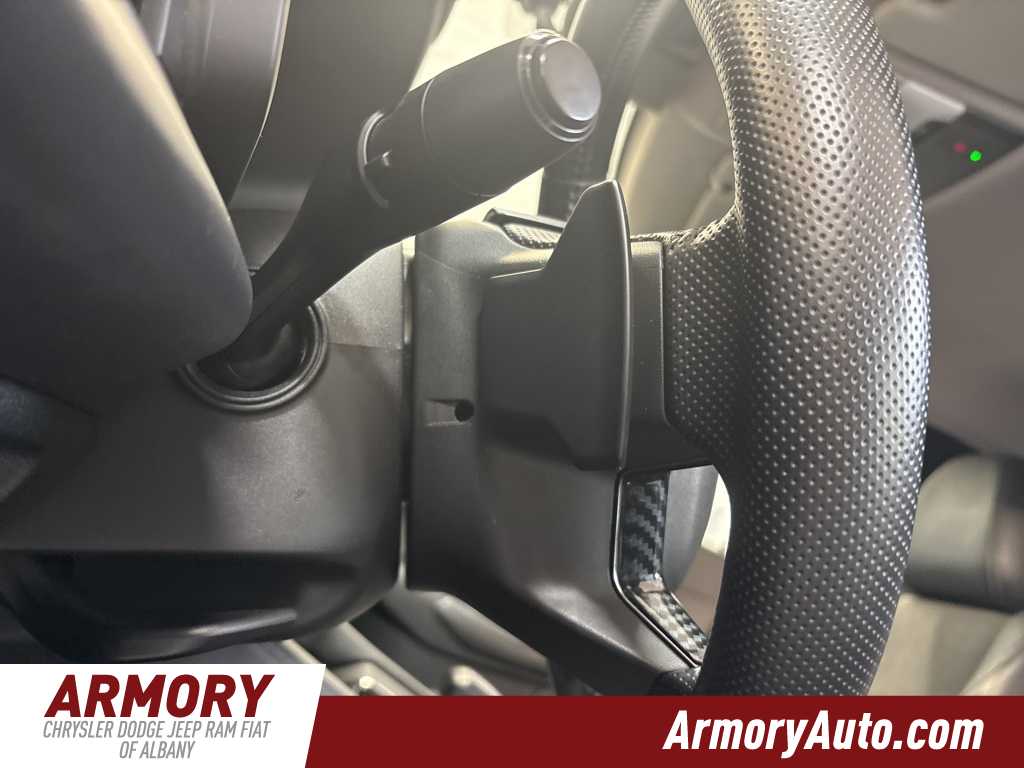 Thumbnail: 2022 Mitsubishi Outlander - 11