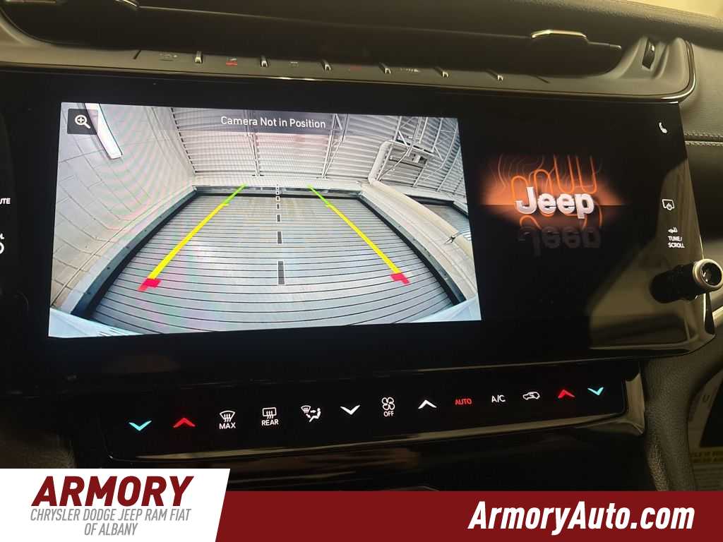 Thumbnail: 2026 Jeep Grand Cherokee - 23