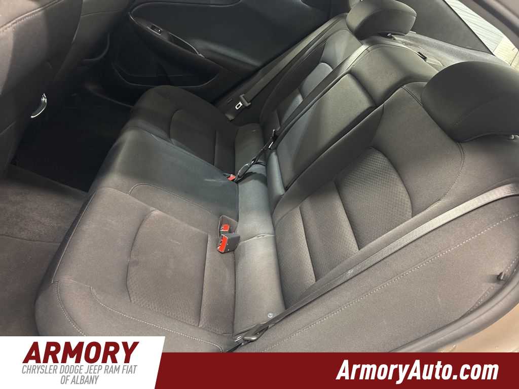 Thumbnail: 2023 Chevrolet Malibu - 27