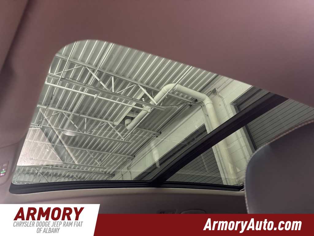 Thumbnail: 2022 Volkswagen Atlas - 24