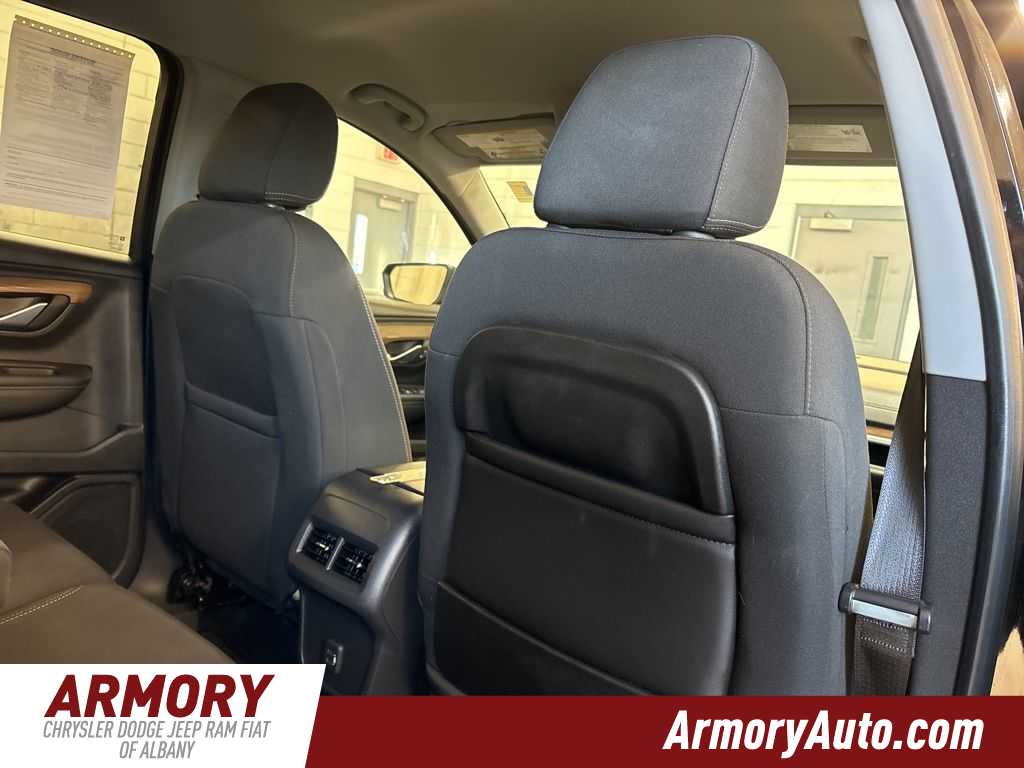 Thumbnail: 2020 GMC Terrain - 31