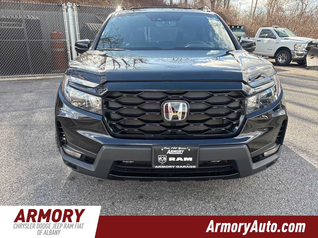 Thumbnail: 2023 Honda Passport - 2