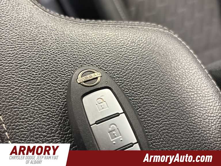 Thumbnail: 2022 Nissan Kicks - 15