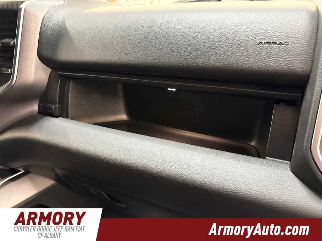 Thumbnail: 2026 RAM 1500 - 42