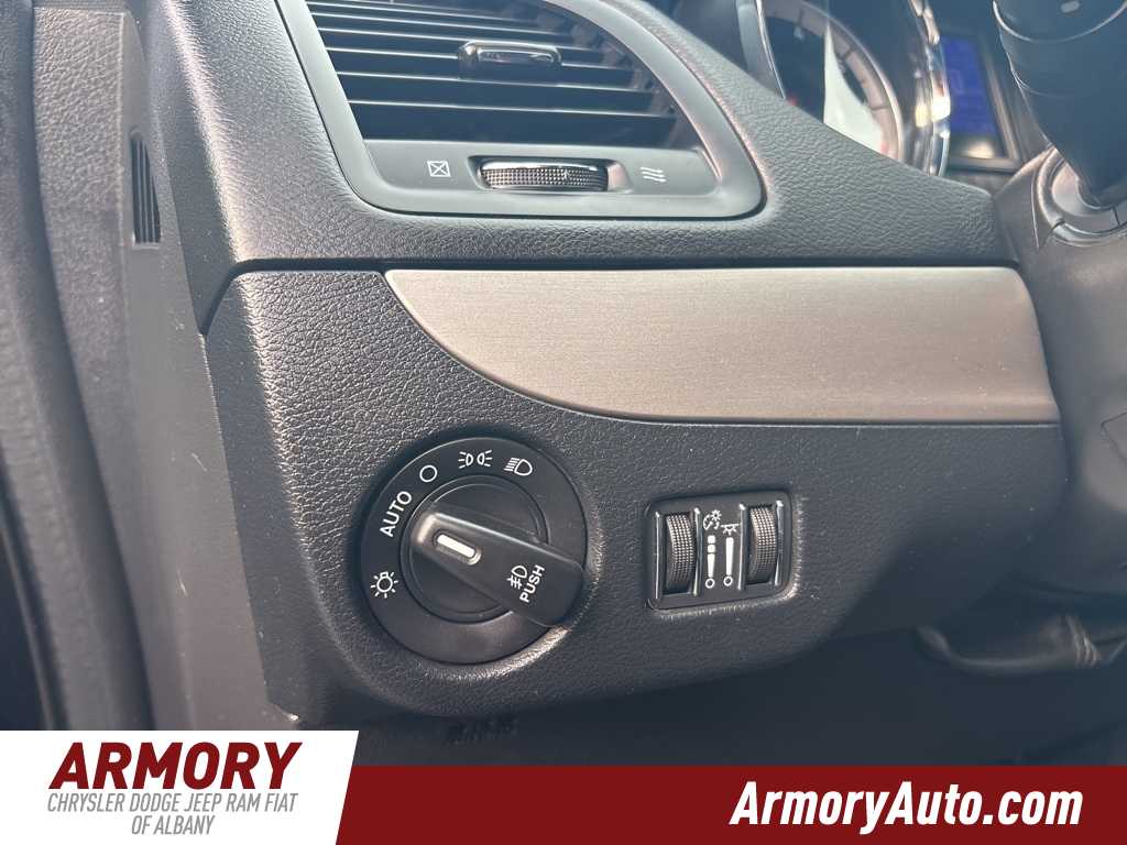 Thumbnail: 2019 Dodge Grand Caravan - 12