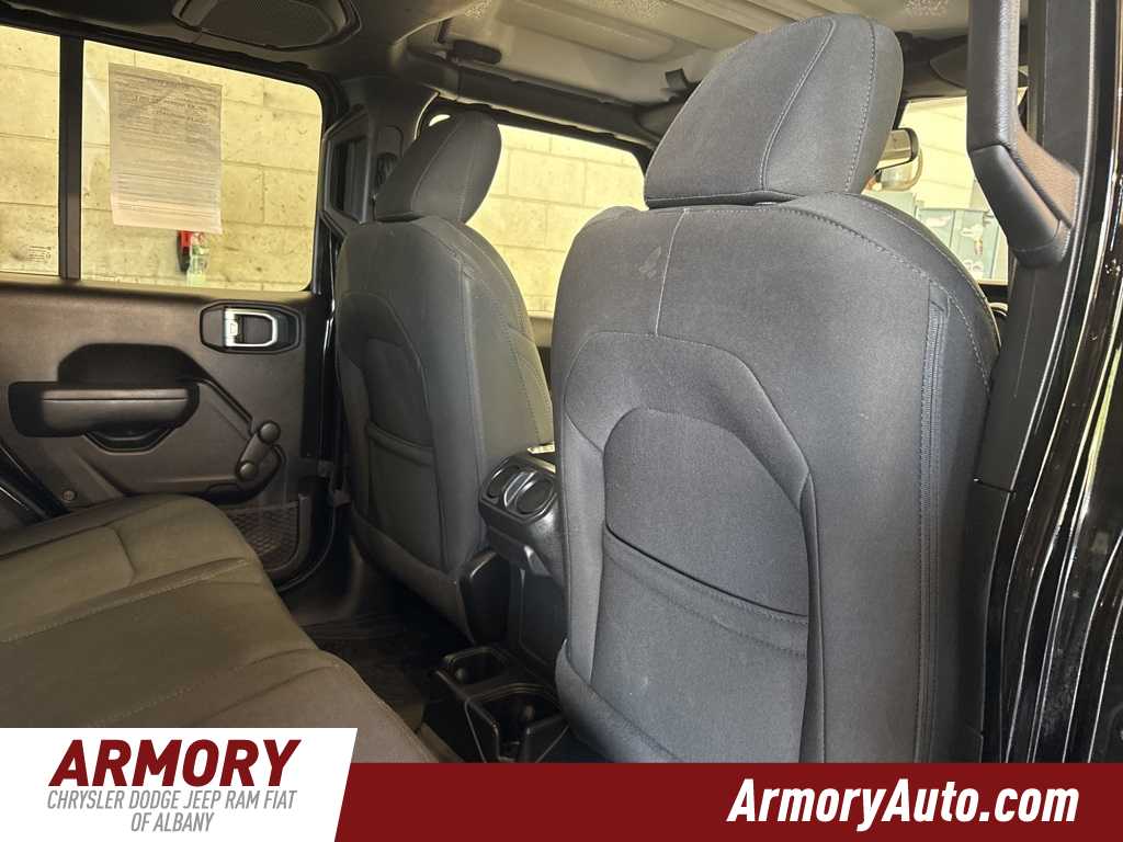 Thumbnail: 2022 Jeep Wrangler - 30