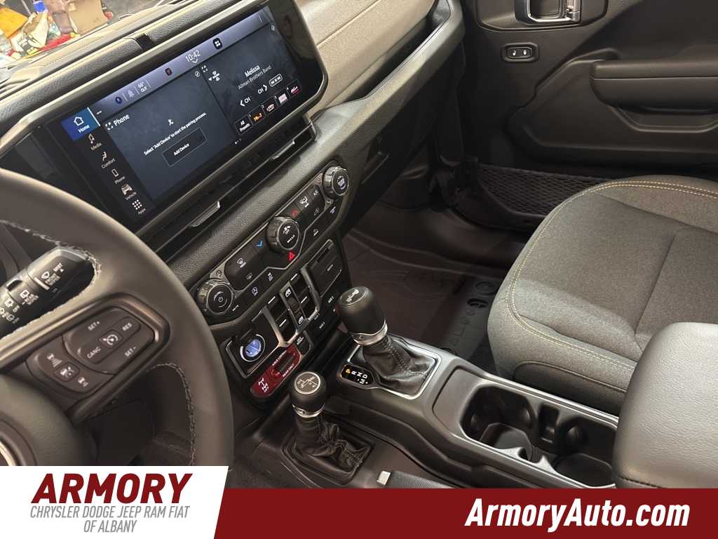 Thumbnail: 2025 Jeep Wrangler - 15