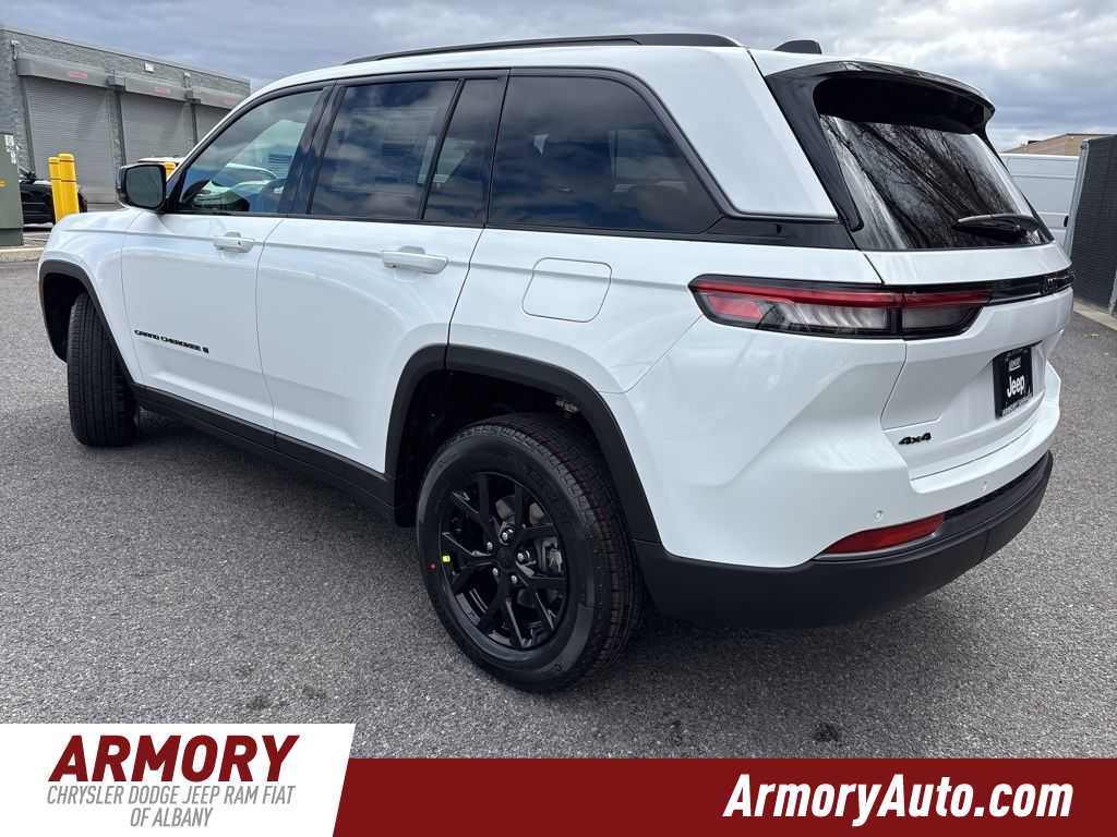 Thumbnail: 2026 Jeep Grand Cherokee - 6