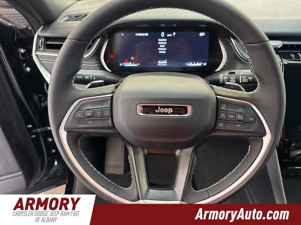 Thumbnail: 2025 Jeep Grand Cherokee - 14