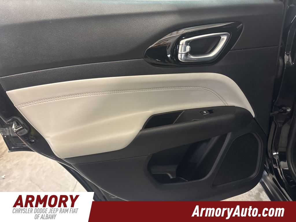 Thumbnail: 2022 Jeep Compass - 23