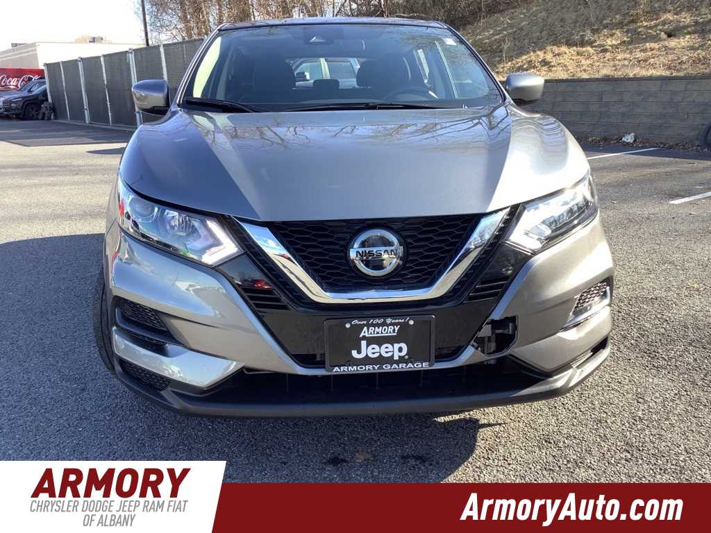 2021 Nissan Rogue Sport S 2