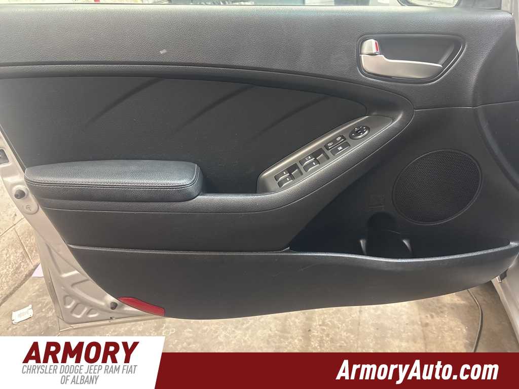 Thumbnail: 2018 Kia Forte - 7