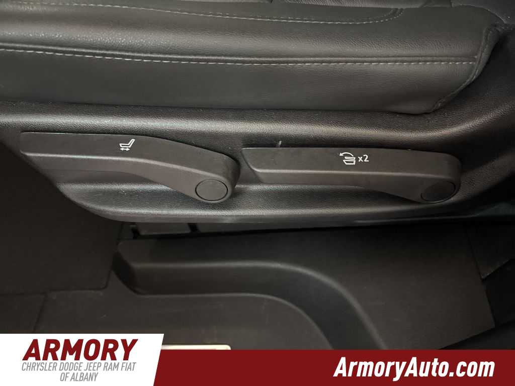 Thumbnail: 2024 Chevrolet Tahoe - 30