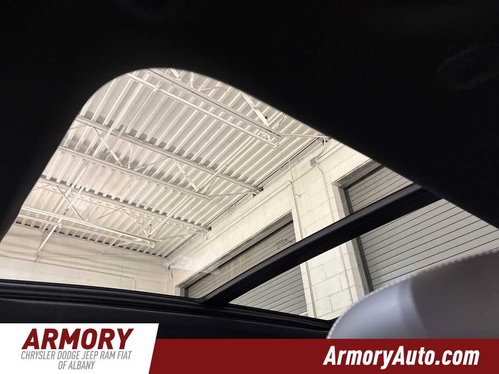 Thumbnail: 2025 Jeep Grand Cherokee - 22