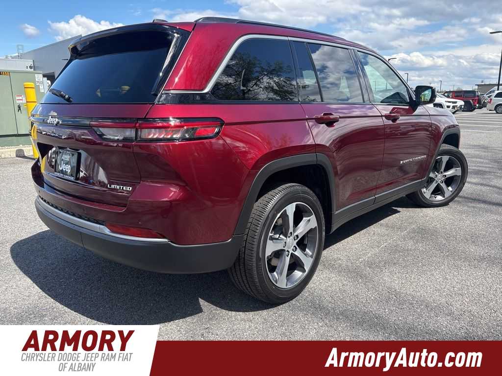 Thumbnail: 2026 Jeep Grand Cherokee - 4