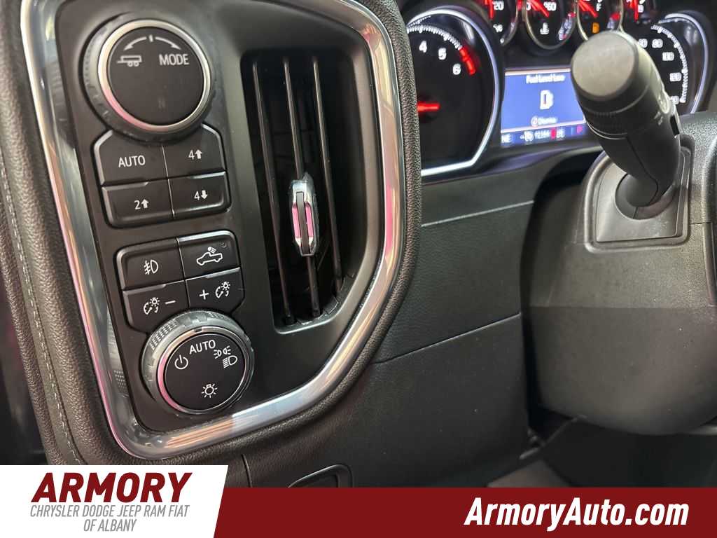 Thumbnail: 2022 Chevrolet Silverado 1500 - 10