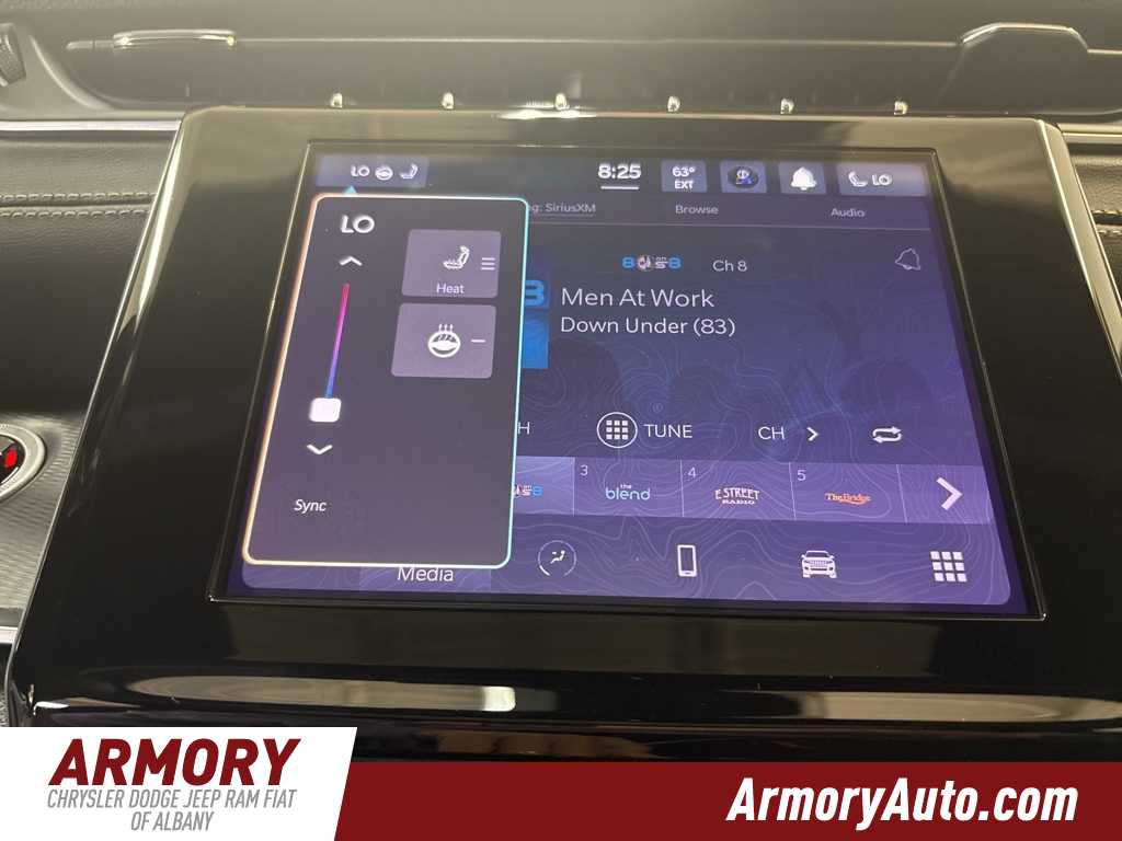 Thumbnail: 2025 Jeep Grand Cherokee - 17