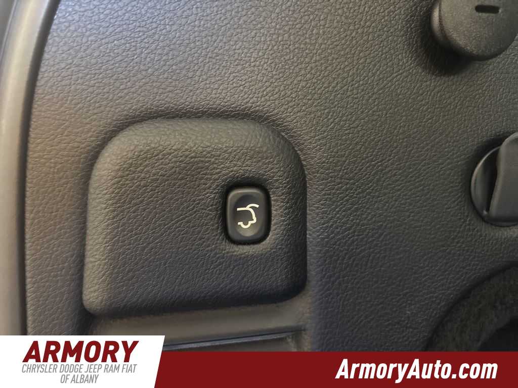 Thumbnail: 2021 Jeep Grand Cherokee - 30