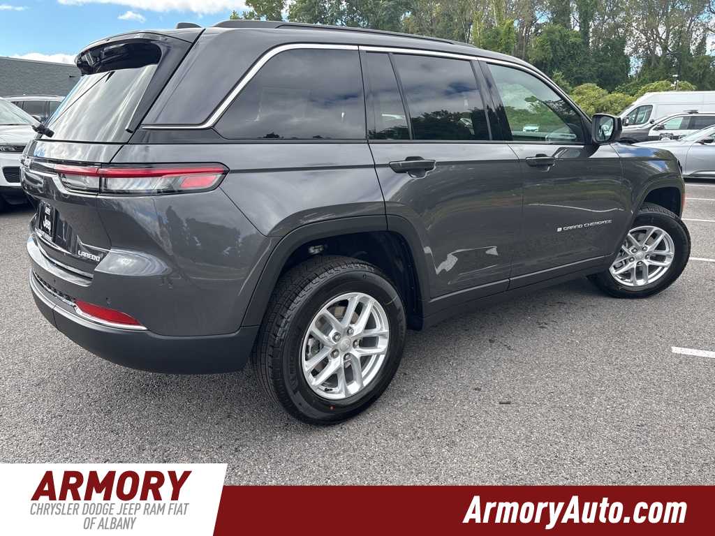 Thumbnail: 2025 Jeep Grand Cherokee - 4