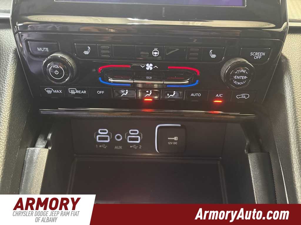 Thumbnail: 2025 Jeep Grand Cherokee - 19