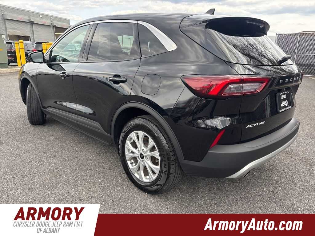 Thumbnail: 2024 Ford Escape - 6